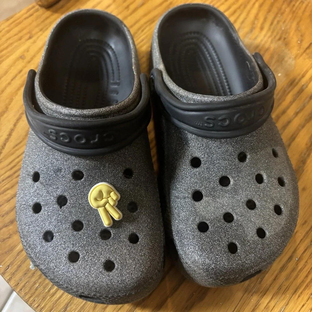 Crocs Youth Juniors Size 1 Grey With‎ Glitter Slip On Clogs Shoes EUC